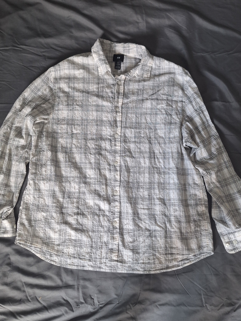 H&M Men's Regular Light Long Sleeve Button Up Shirt Cream And Blue Casual L